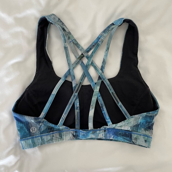 Lululemon Free to be Serene bra (size 4) - Picture 2 of 3